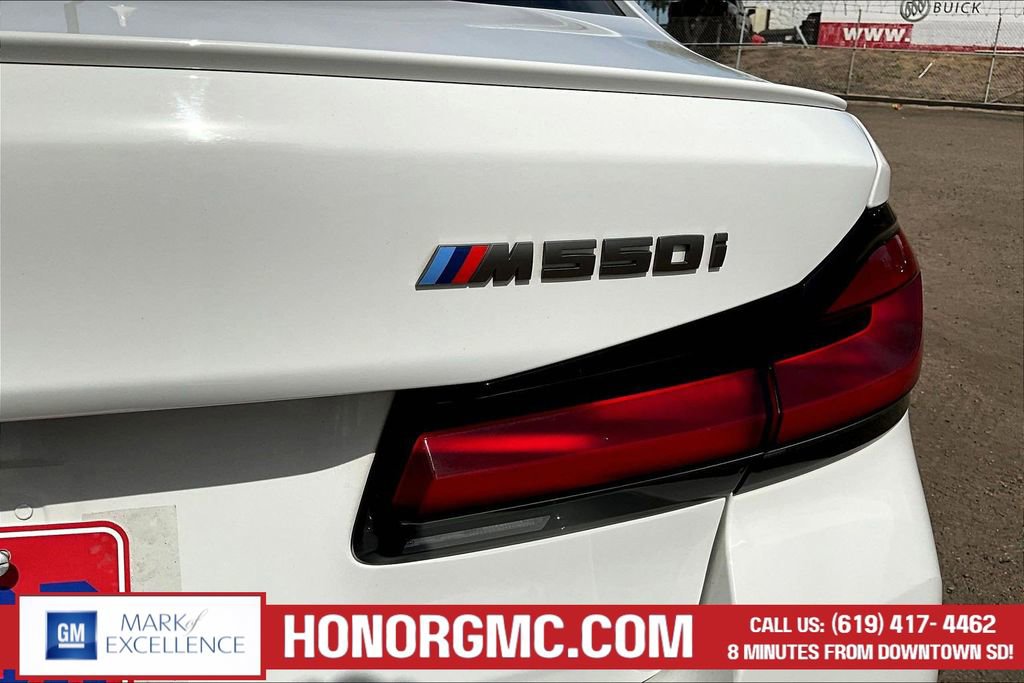 Used 2023 BMW M550i xDrive image 23
