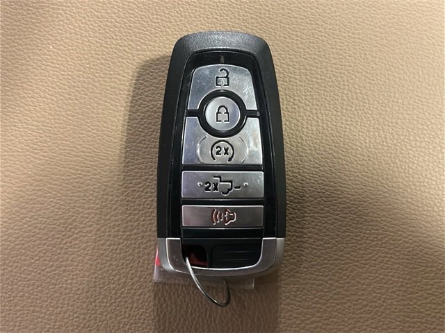 Used 2023 Ford F150 Lariat w/ Equipment Group 502A High image 28