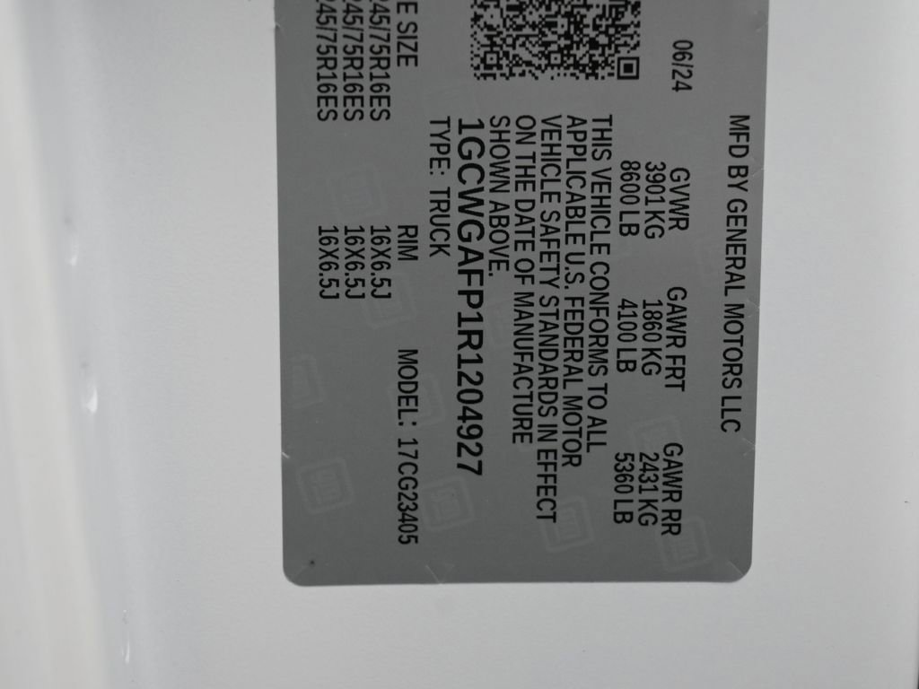 Used 2024 Chevrolet Express 2500 w/ Driver Convenience Package image 18