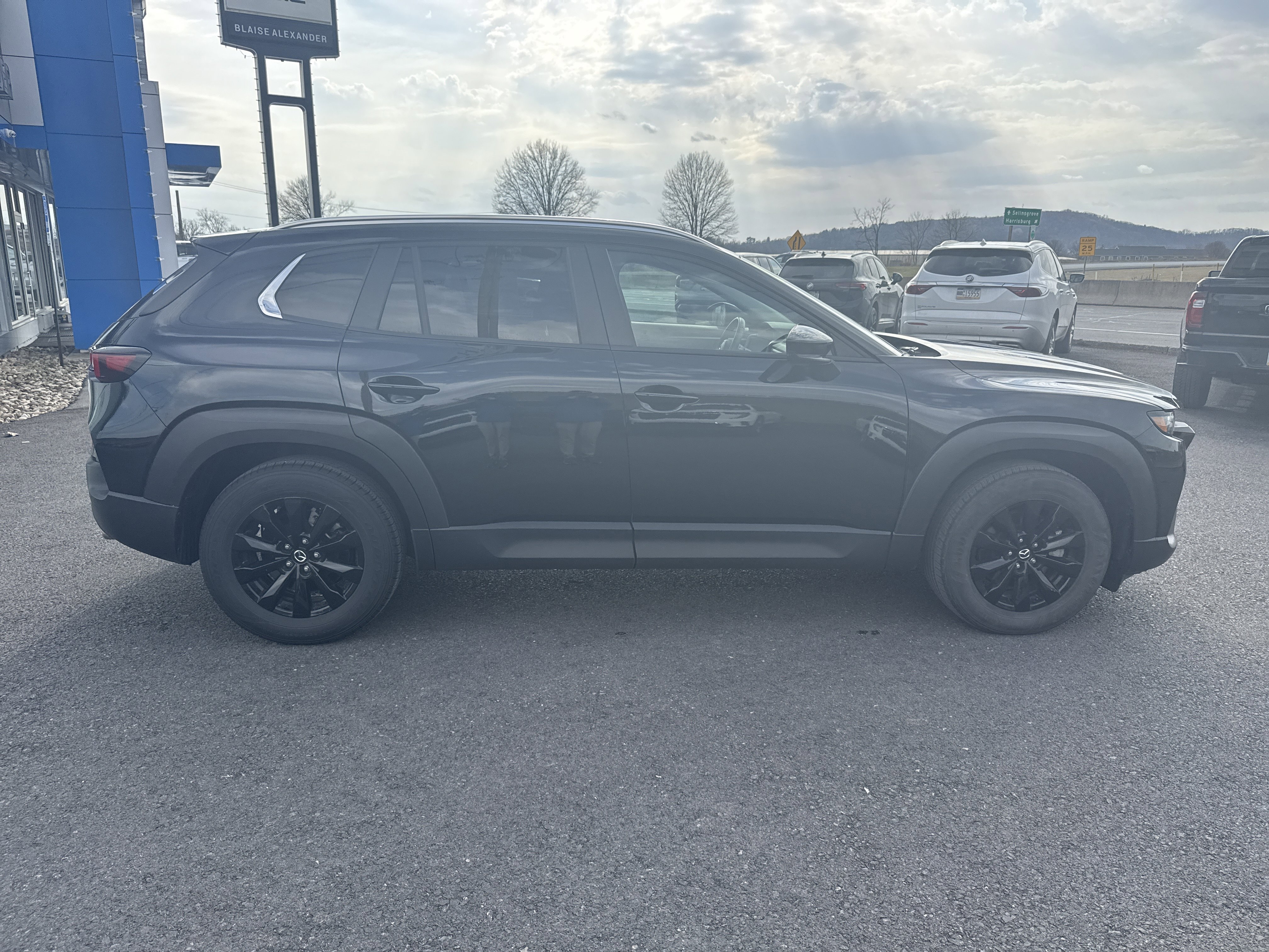 Used 2025 MAZDA CX-50 AWD 2.5 S w/ Preferred Package image 2