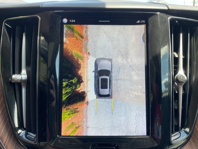 Used 2024 Volvo XC60 B5 Plus AWD/4WD image 26