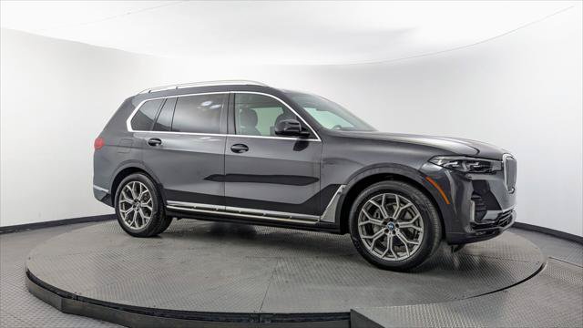 Used 2021 BMW X7 xDrive40i w/ Premium Package AWD/4WD image 11