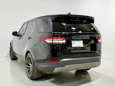 Used 2017 Land Rover Discovery SE image 33