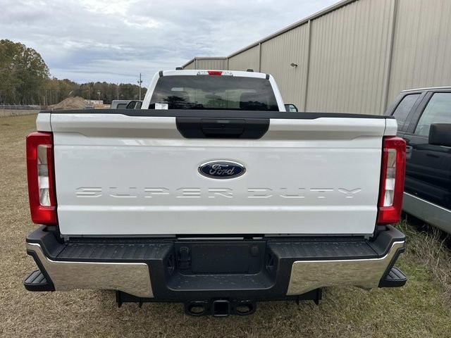 New 2026 Ford F350 XLT image 4
