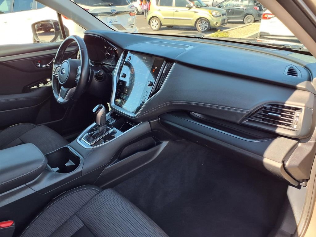 Used 2023 Subaru Outback Premium image 18