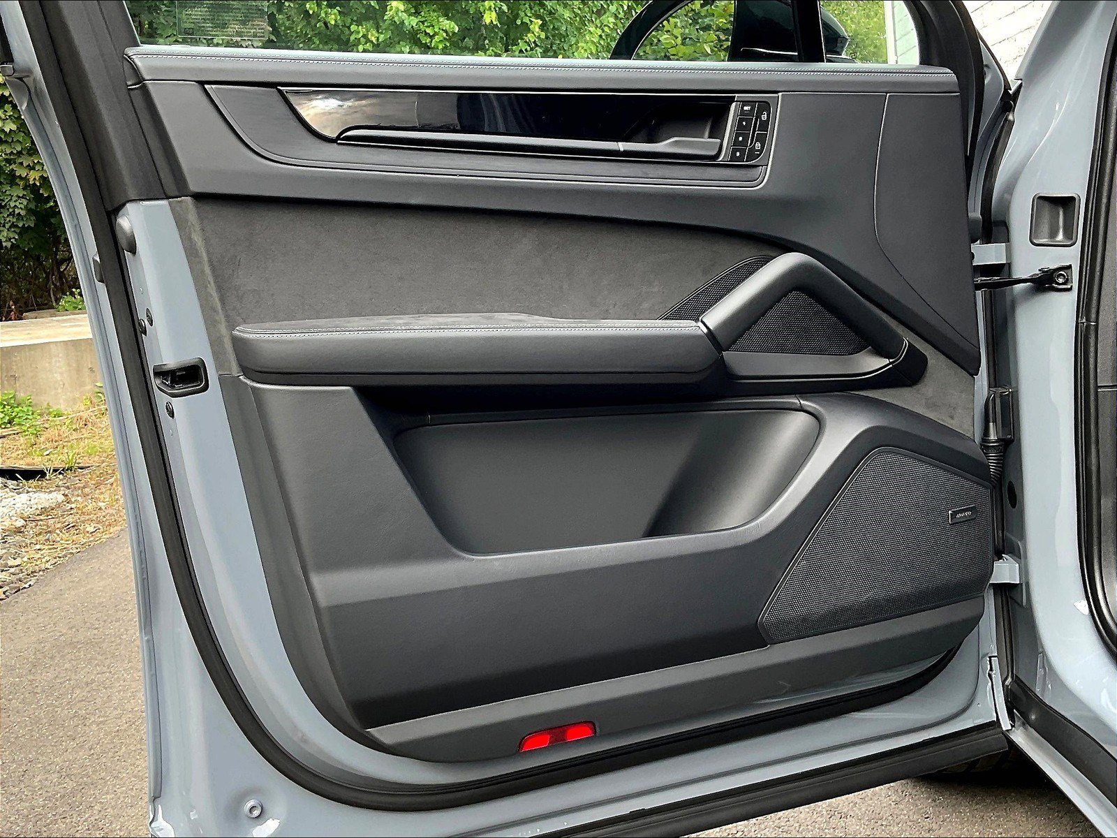 New 2026 Porsche Cayenne GTS image 16