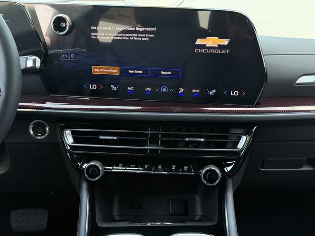 New 2026 Chevrolet Traverse Z71 w/ Enhanced Driving Package image 16