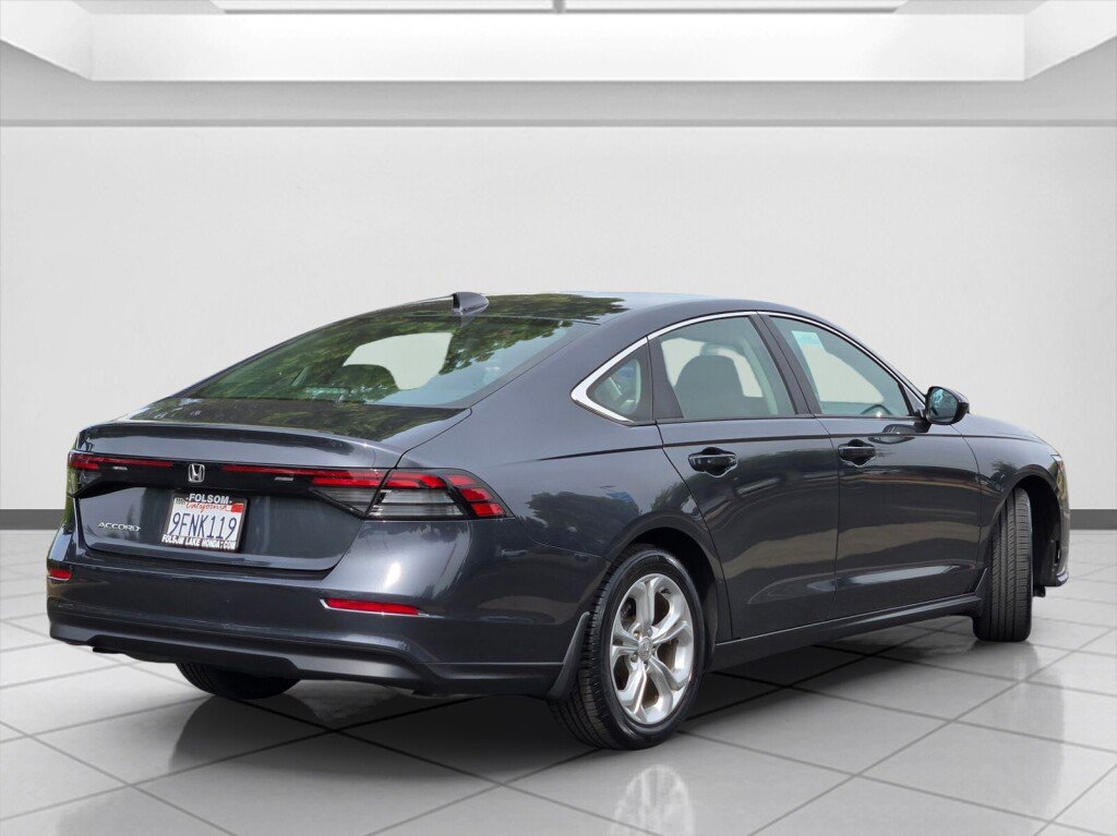 Used 2023 Honda Accord LX image 5