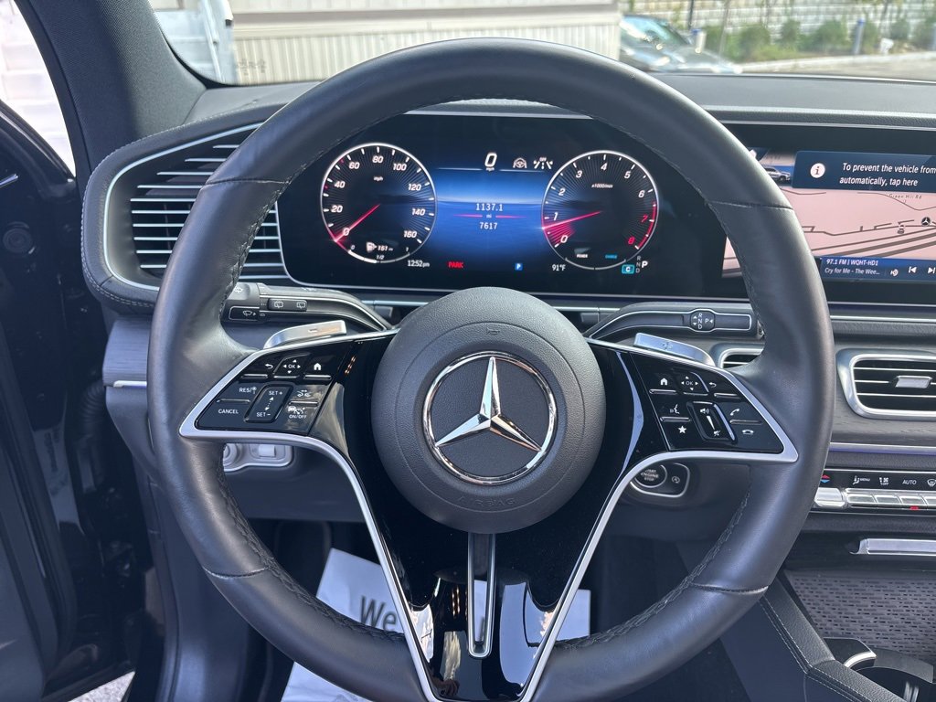 Used 2025 Mercedes-Benz GLS 450 4MATIC image 29