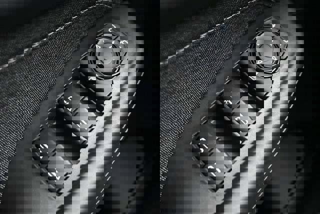 Used 2023 Chevrolet TrailBlazer ACTIV image 39