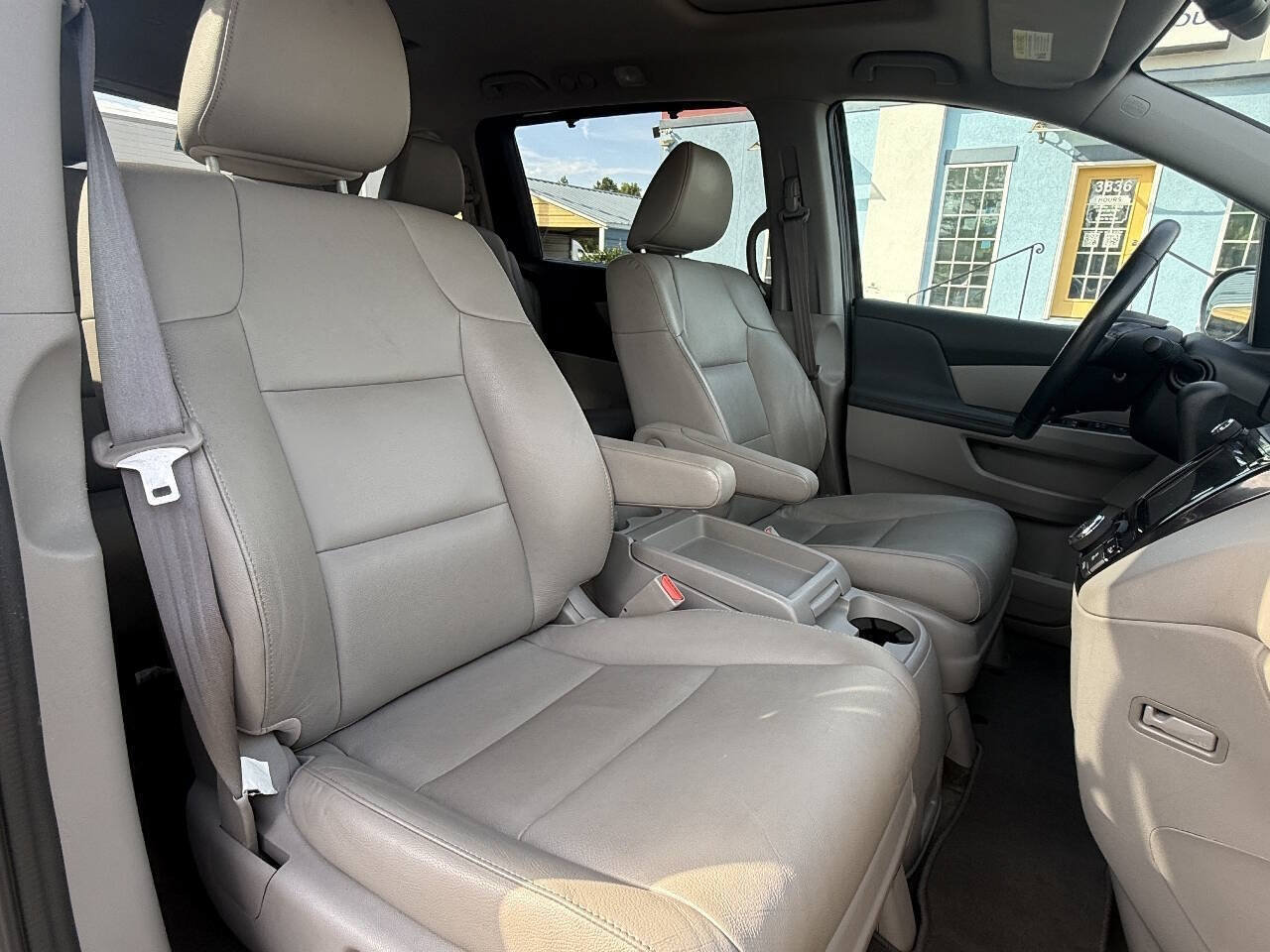Used 2015 Honda Odyssey EX-L image 29
