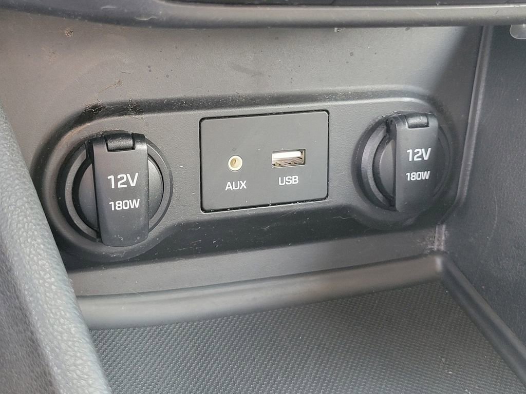 Used 2022 Hyundai Accent SEL image 26