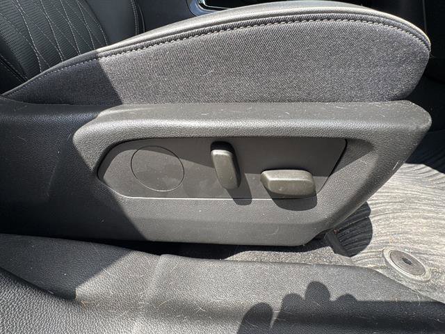 Used 2023 Buick Envision Avenir image 10