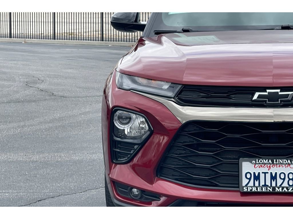 Used 2023 Chevrolet TrailBlazer RS w/ Sun and Liftgate Package FWD image 43