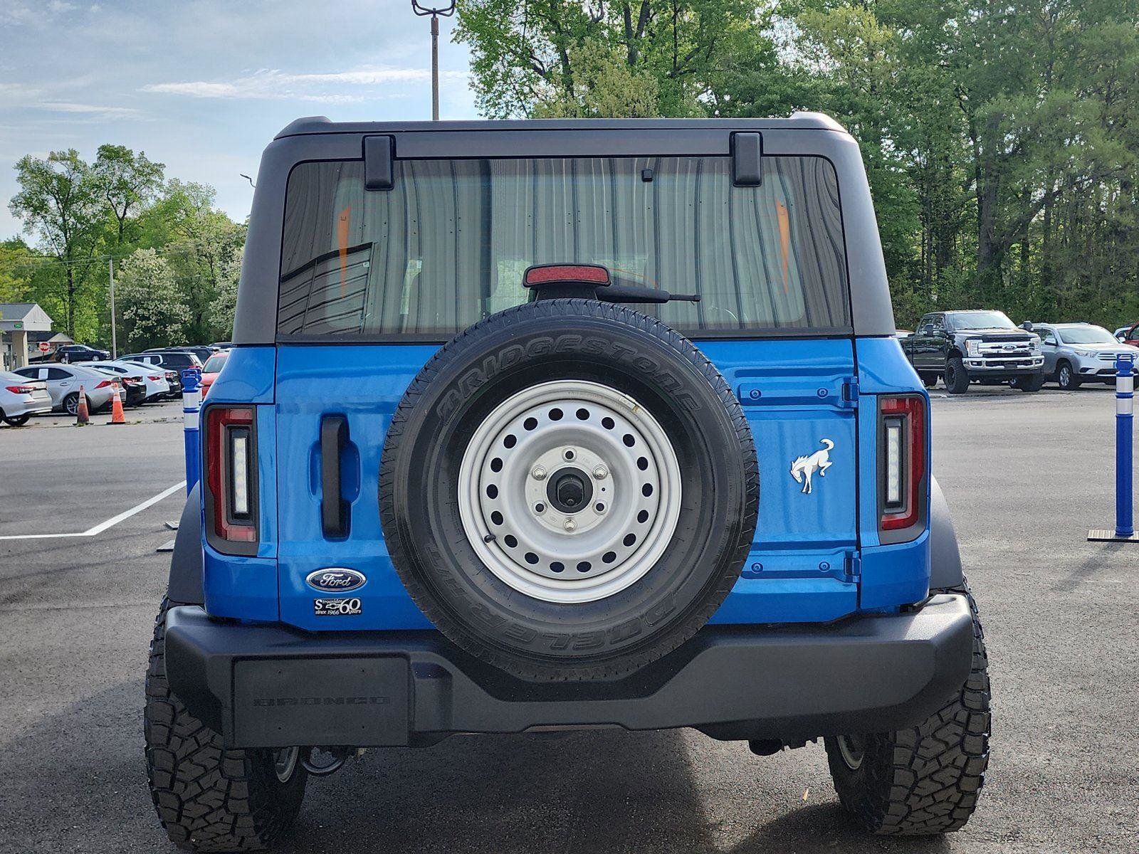 Used 2022 Ford Bronco 2-Door AWD/4WD image 4