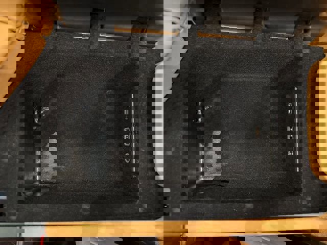 Used 2023 Chevrolet Corvette Stingray Premium Conv w/ Z51 Performance Package image 29