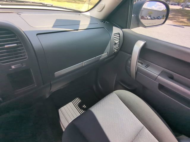 Used 2011 GMC Sierra 1500 SLE w/ Power Tech Package AWD/4WD image 18
