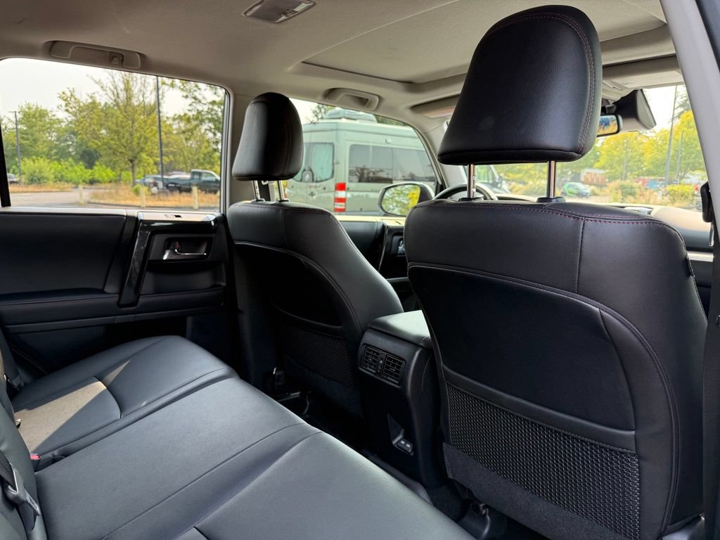 Used 2023 Toyota 4Runner TRD Off-Road Premium w/ Moonroof Package AWD/4WD image 19