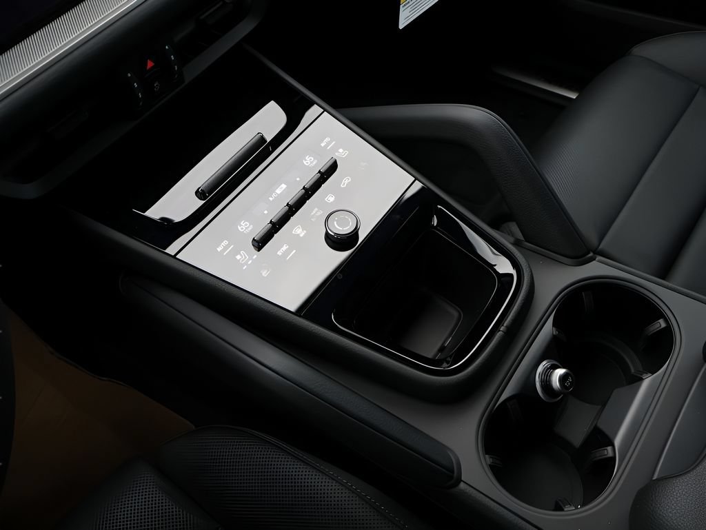 New 2026 Porsche Cayenne AWD/4WD image 24