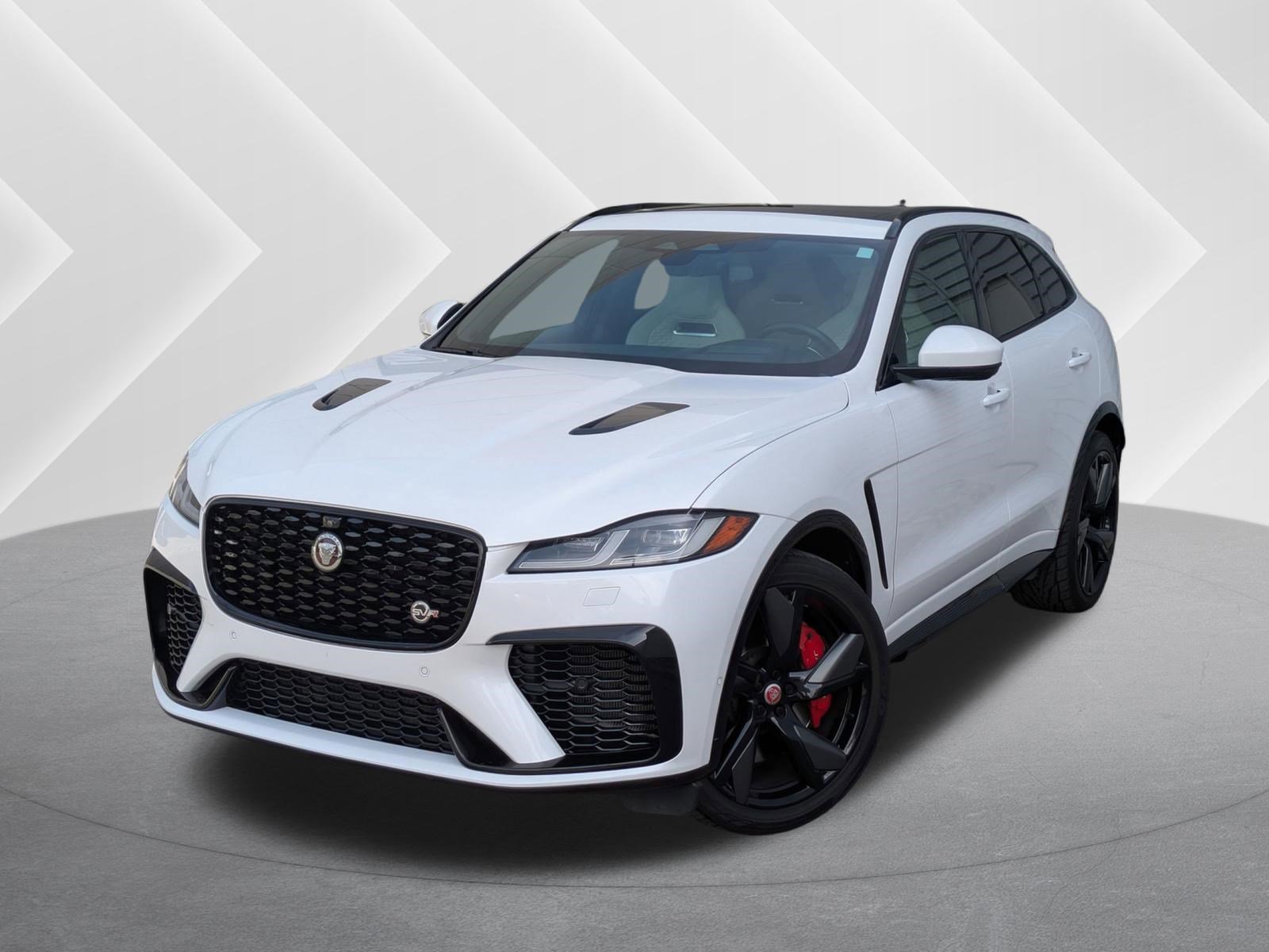 Used 2023 Jaguar F-PACE SVR image 1