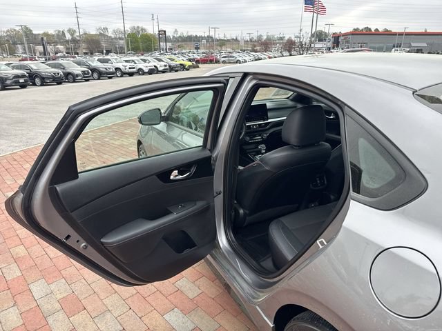 Used 2023 Kia Forte GT FWD image 27
