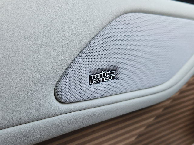 New 2026 Lexus ES 500e AWD/4WD image 16