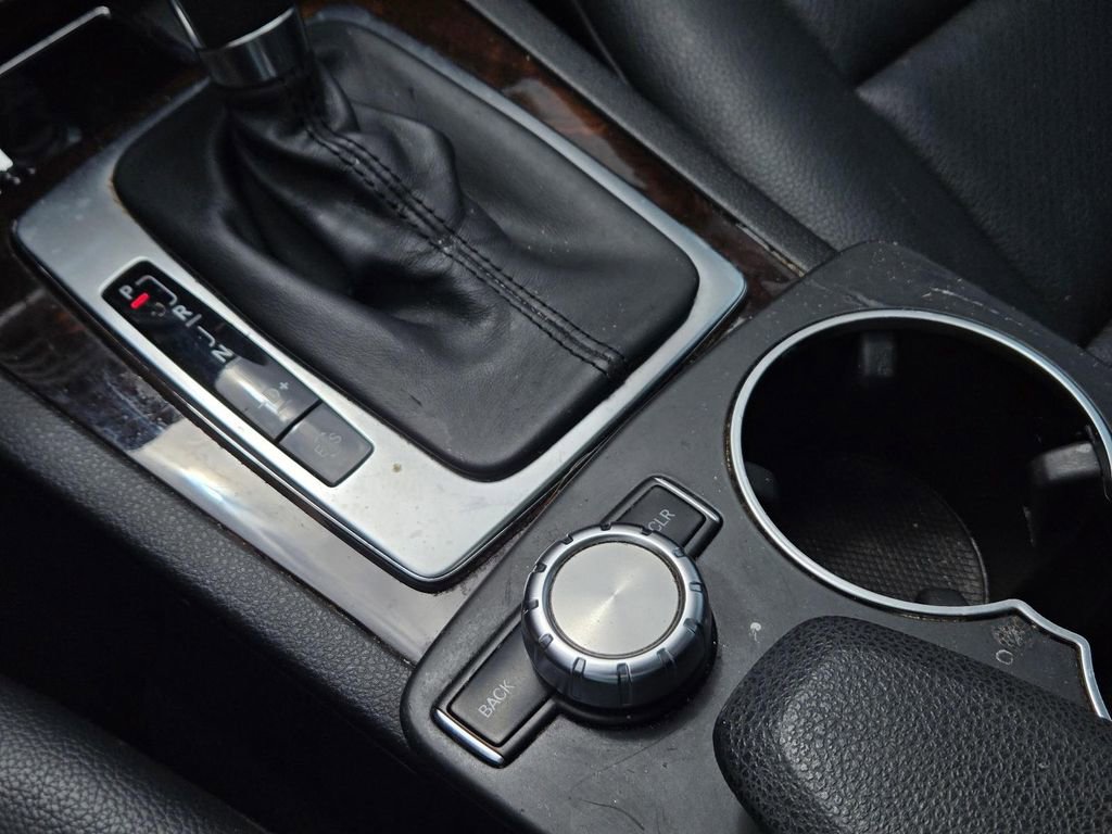 Used 2014 Mercedes-Benz C 250 Sedan image 24