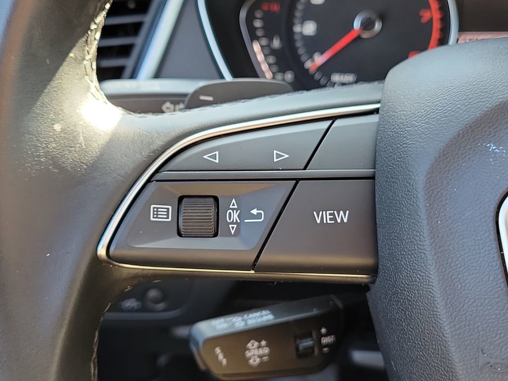 Used 2023 Audi Q5 2.0T Premium image 25