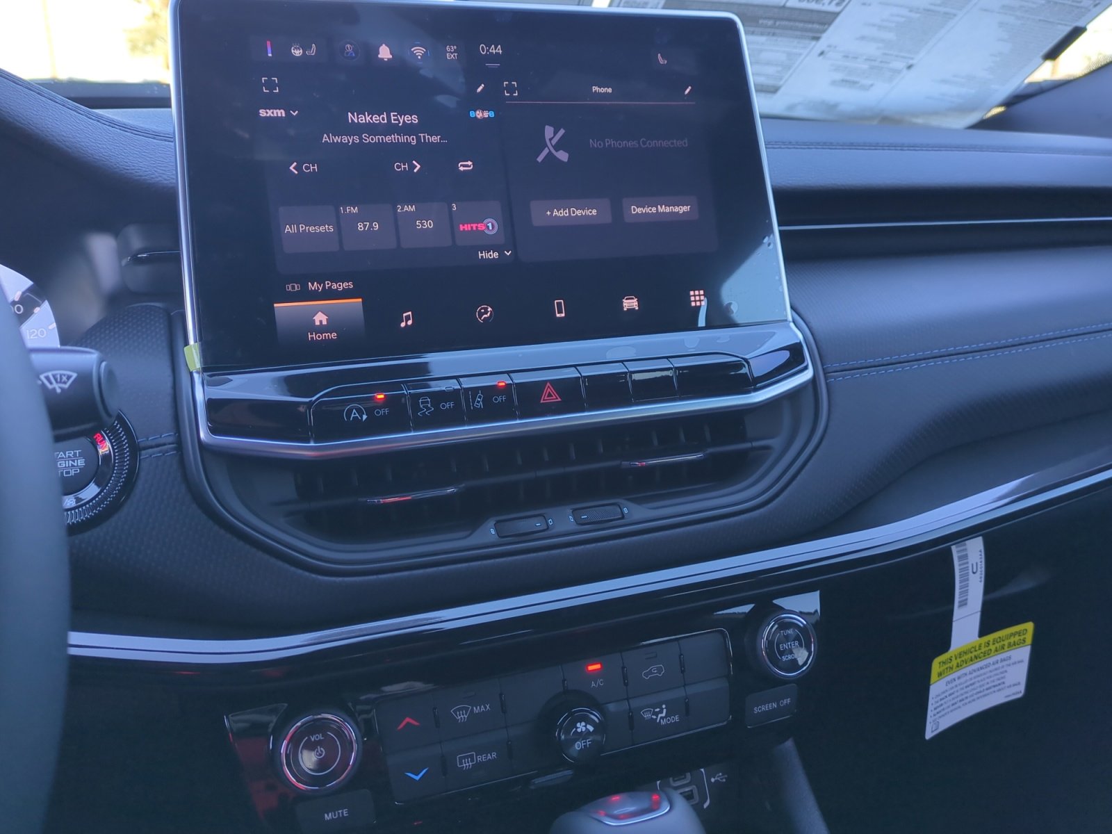 New 2026 Jeep Compass Latitude image 12