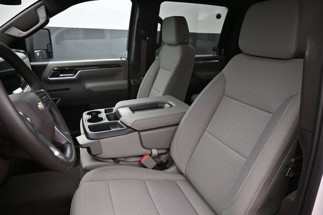 Used 2026 Chevrolet Silverado 2500 LT AWD/4WD image 13