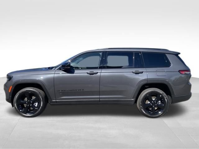 New 2025 Jeep Grand Cherokee L Limited w/ Black Appearance Package image 8