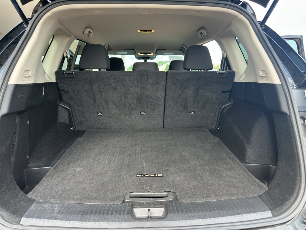 Used 2024 Nissan Rogue S AWD/4WD image 30
