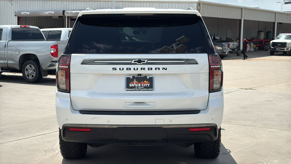 Used 2022 Chevrolet Suburban Z71 AWD/4WD image 4