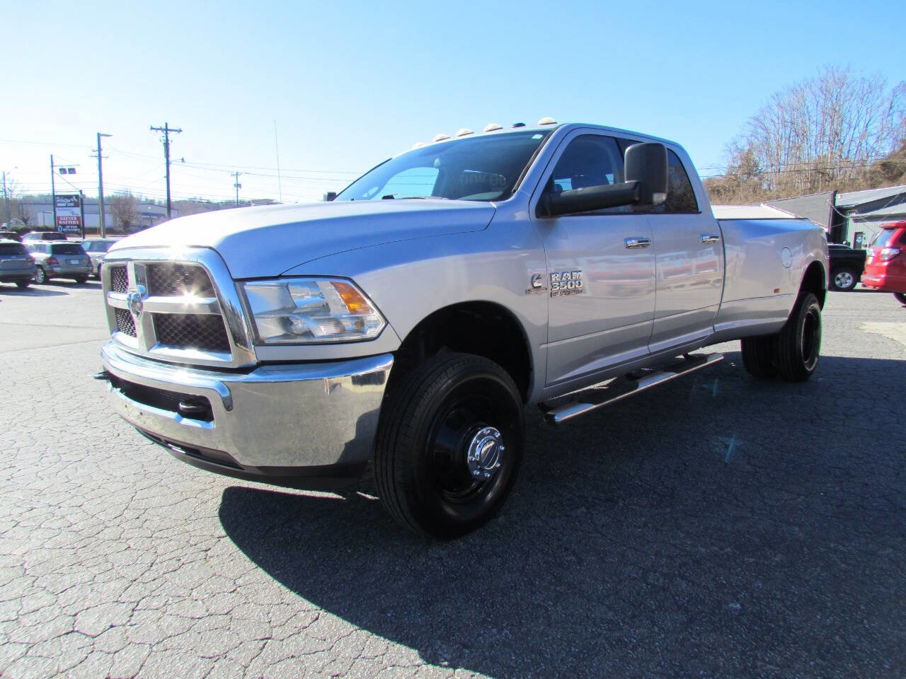 Used 2018 RAM 3500 SLT image 3