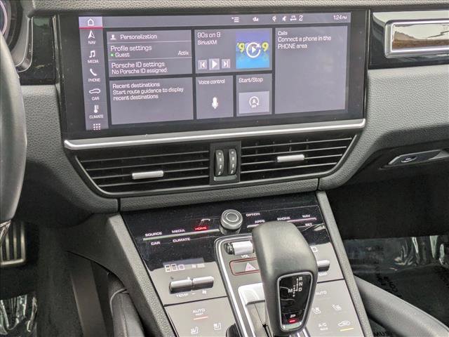 Used 2020 Porsche Cayenne S image 15