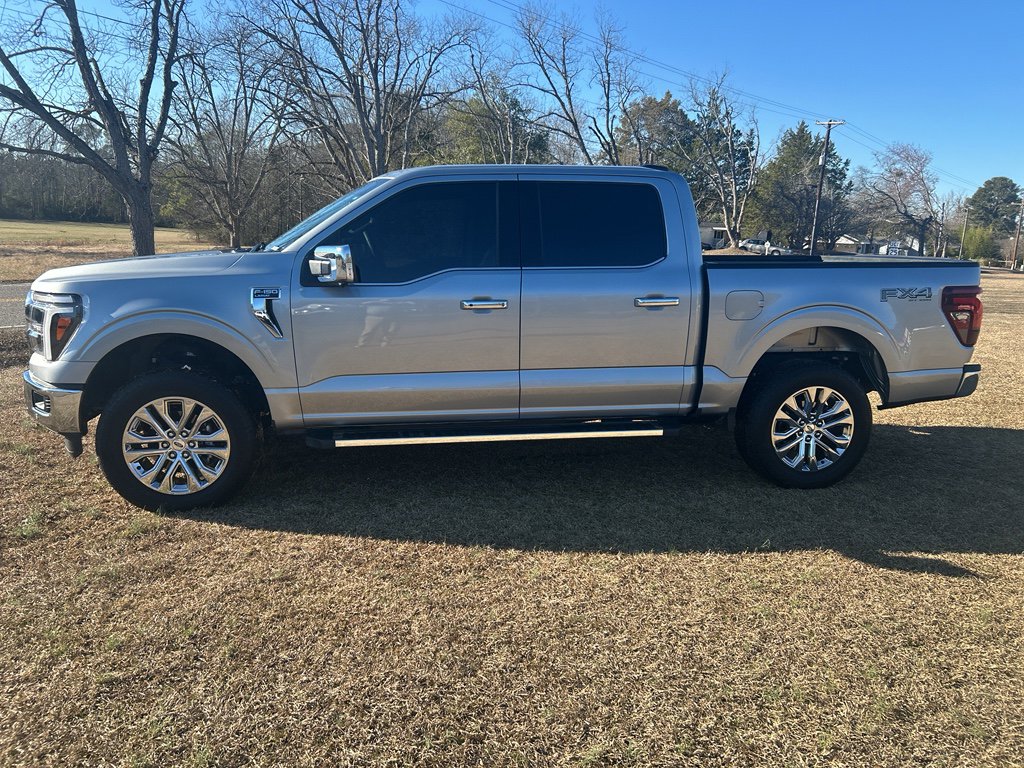 Used 2025 Ford F150 Lariat w/ Equipment Group 501A Mid image 8