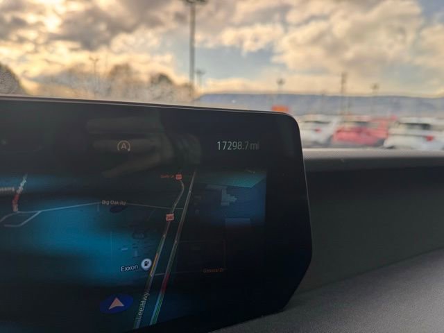 Used 2025 Ford Expedition Active image 15