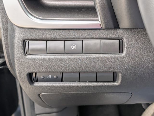 Used 2023 Nissan Rogue SV image 22