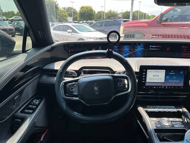 Used 2024 Lincoln Nautilus Reserve w/ Jet Appearance Package (87T) AWD/4WD image 21