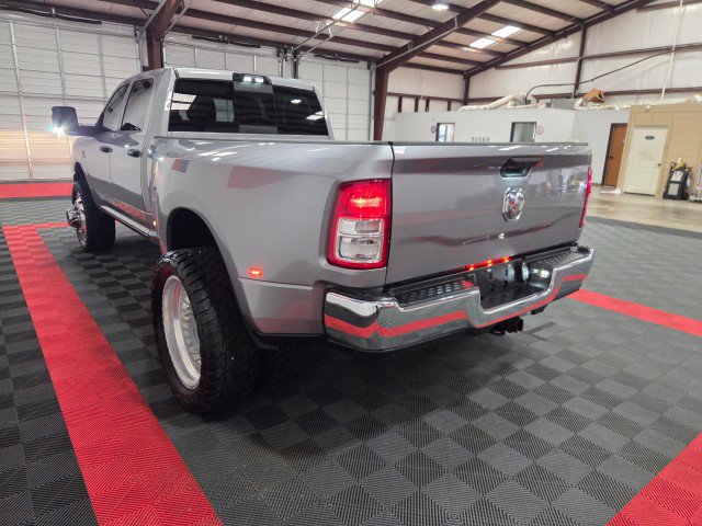 Used 2024 RAM 3500 Tradesman w/ Chrome Appearance Group image 22
