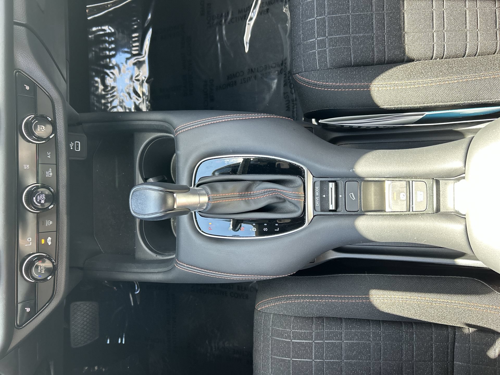 Certified 2025 Honda HR-V Sport image 22