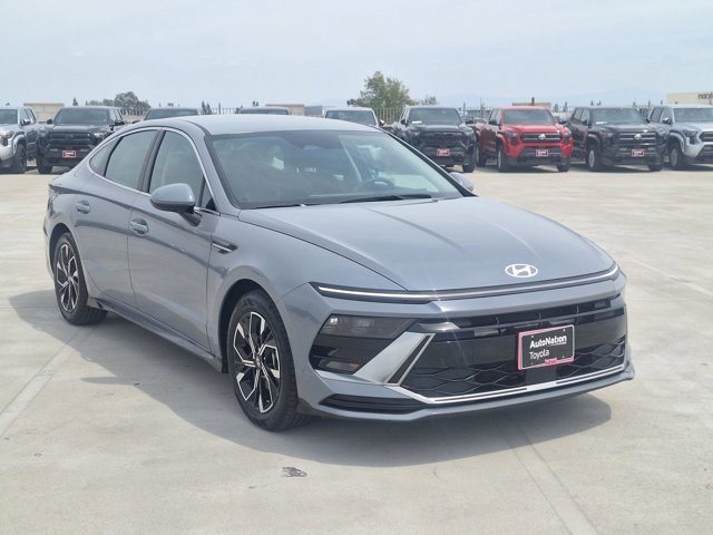 Used 2024 Hyundai Sonata SEL image 3