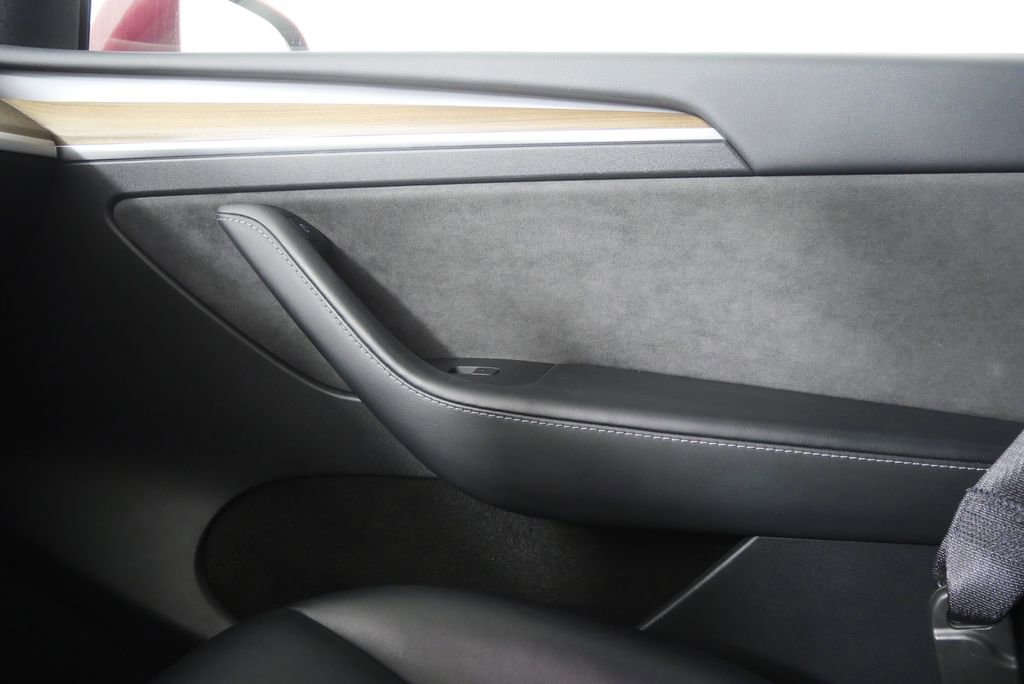 Used 2023 Tesla Model Y Long Range AWD/4WD image 22