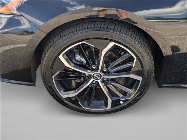 Used 2024 Nissan Altima 2.5 SR FWD image 21