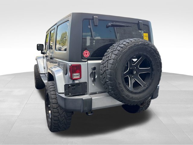 Used 2018 Jeep Wrangler Unlimited Sahara AWD/4WD image 4