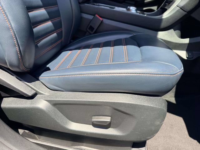 Used 2022 Ford Edge SEL w/ Sport Appearance Package AWD/4WD image 9