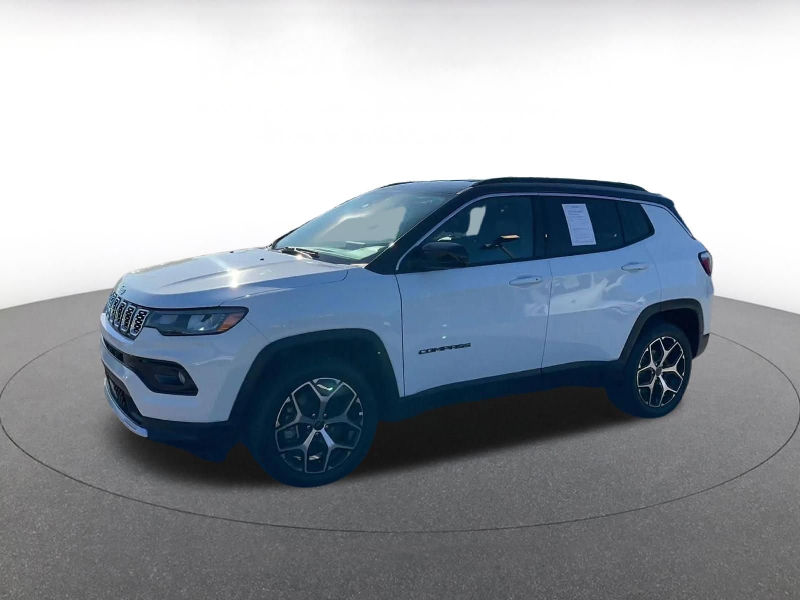 Used 2025 Jeep Compass Limited AWD/4WD image 8