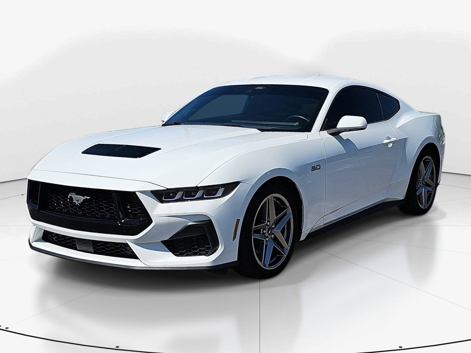 Used 2024 Ford Mustang GT Premium RWD image 8