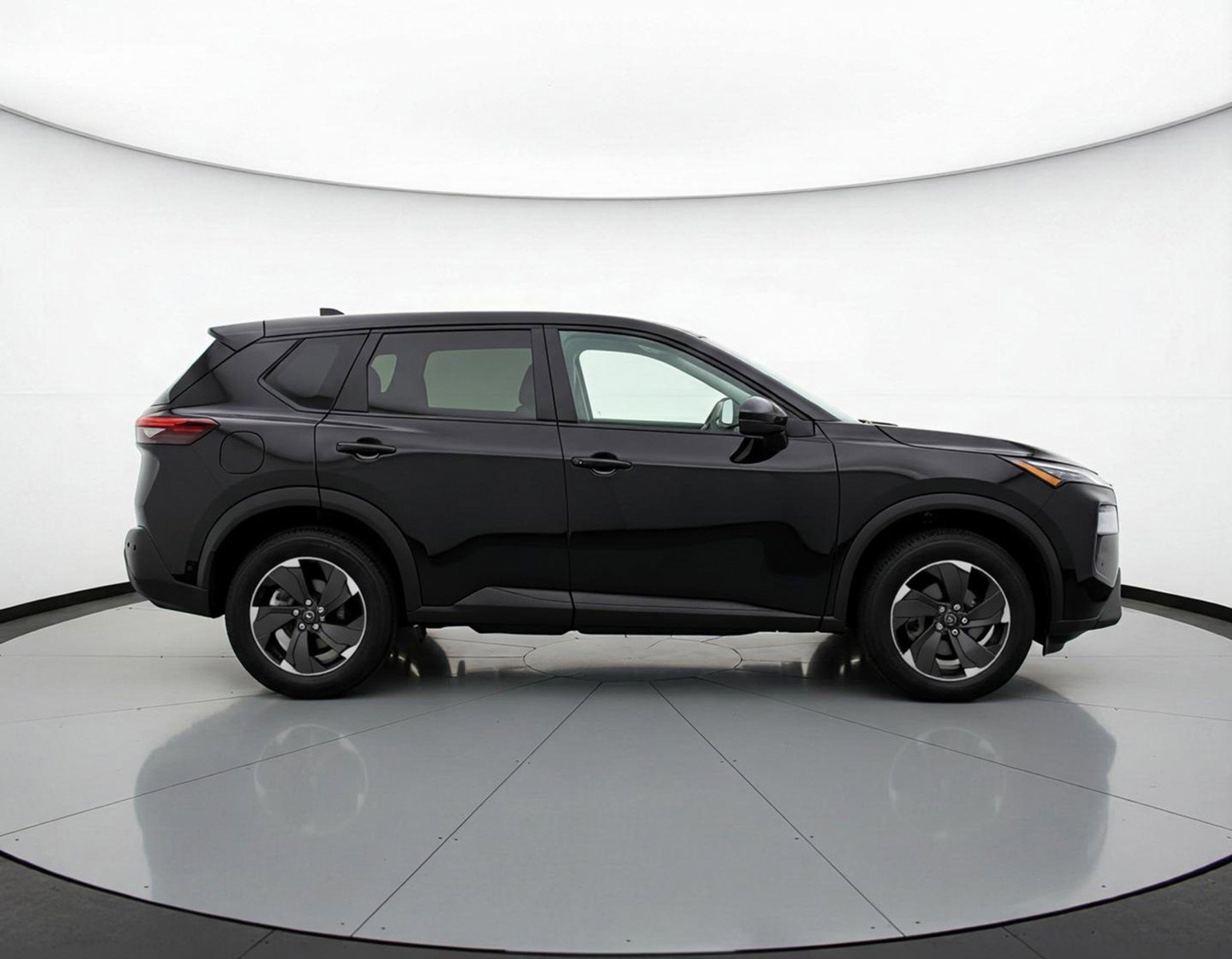 Used 2025 Nissan Rogue SV FWD image 11