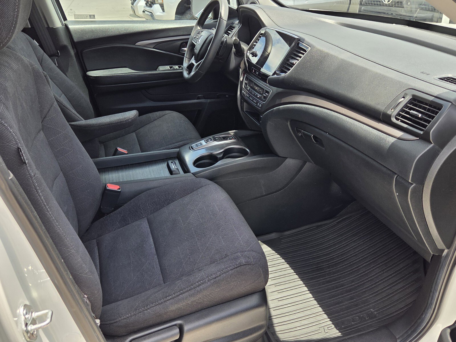 Used 2021 Honda Pilot EX image 11